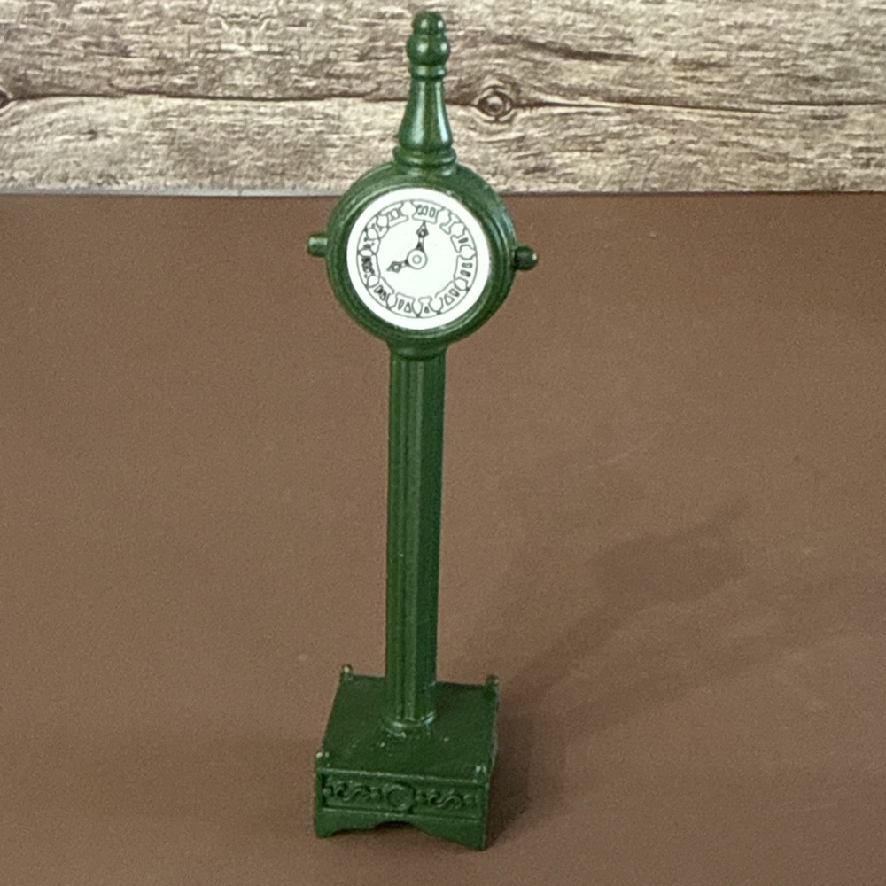 Dept 56 Village Green Metal Town Clock -Decorate Mini -Train Station -Town Hall